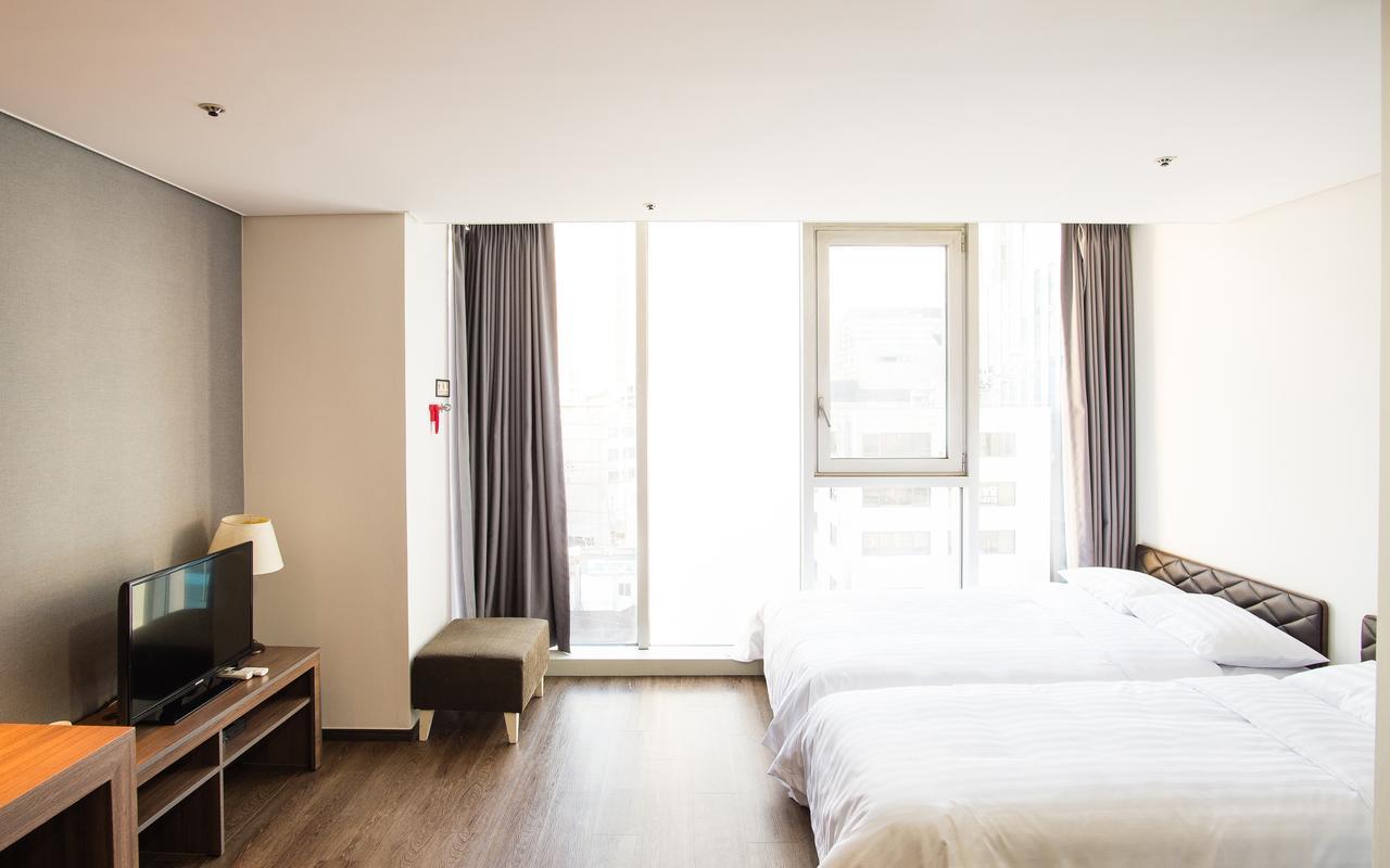 Hotel Arinus Shinchon Сеул Екстер'єр фото